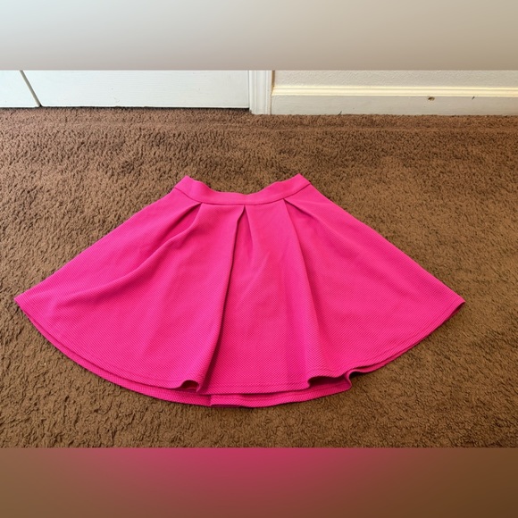 2 FOR $25L'ATISTE By AMY Hot Pink Pleated Flare Skirt A Line Barbiecore Barbie M - Picture 1 of 6